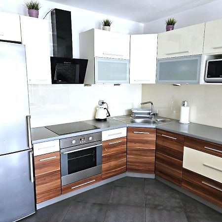 Mieszkanie 6-Osobowe Krakow Przy Plywajacych Basenach Zakrzowek Extérieur photo