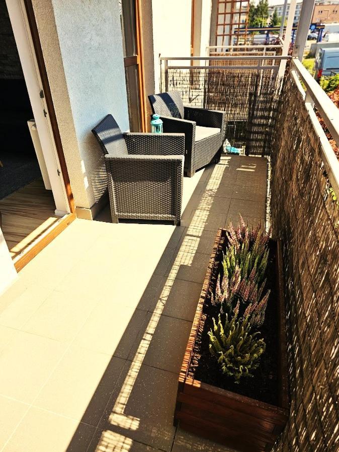 Mieszkanie 6-Osobowe Krakow Przy Plywajacych Basenach Zakrzowek Extérieur photo